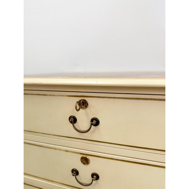 Beige Vintage Provincial Chest of Three Drawers Storage Wood Dresser Lock/Keys For Sale - Image 9 of 11