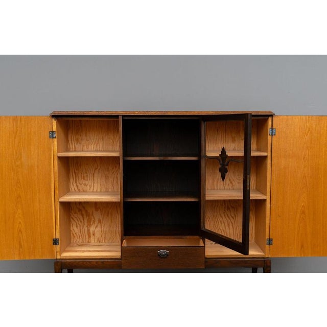 Art Nouveau Sideboard in Oak, Late 20th Century For Sale - Image 10 of 18