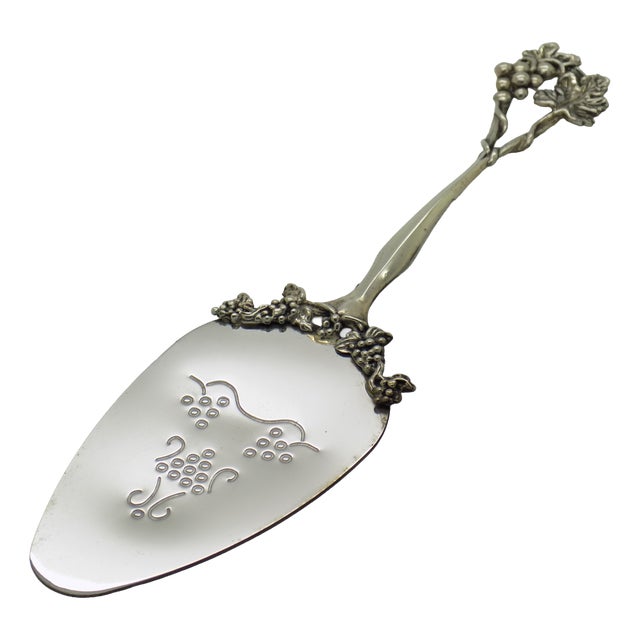 Vintage Italian Silver 800 Cake Server with Grape Design by Conti Marco, Arezzo, 1970s For Sale