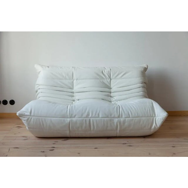 Set of White Leather Togo 2- and 3-Seat Sofa by Michel Ducaroy for Ligne Roset For Sale - Image 10 of 11