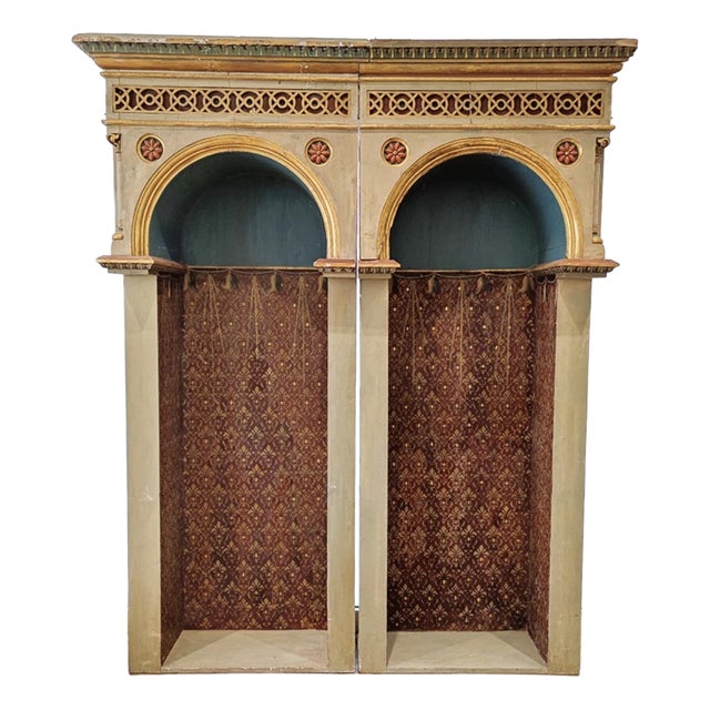 Niches, Set of 2 For Sale
