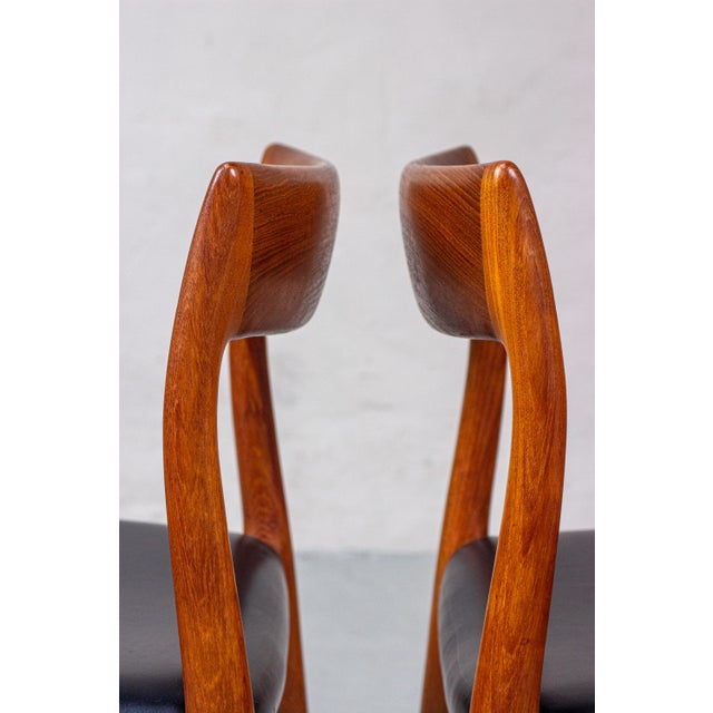 1960s Danish Model 77 Chairs in Teak by Niels Otto (N. O.) Møller for J.L. Møllers, 1960s, Set of 2 For Sale - Image 5 of 18