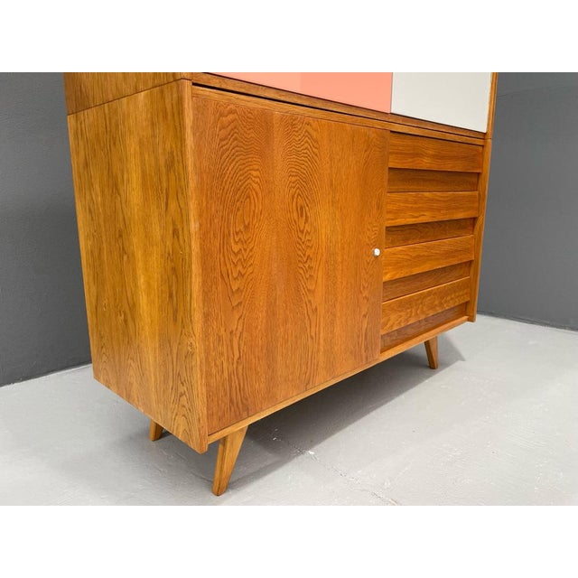 U-450 Oak Cabinet by Jiří Jiroutek for Interior Prague, Czechoslovakia, 1960s For Sale - Image 17 of 18