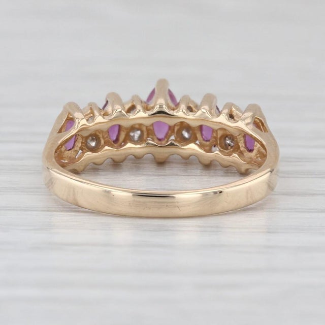 2010s 0.70ctw Tiered Ruby Diamond Pyramid Ring 14k Yellow Gold Size 6.25 Stackable For Sale - Image 5 of 8