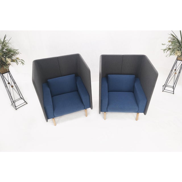Mid-Century Modern Pair Mid Century Modern Wingback Lounge Chairs Blue Grey Wool Upholstery MINT! For Sale - Image 3 of 18