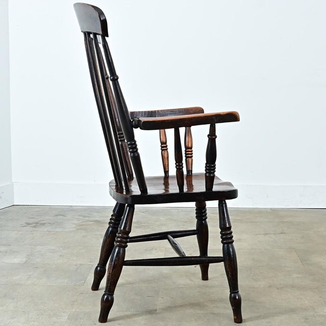 English 19th Century Carved Elm Windsor Chair For Sale In Baton Rouge - Image 6 of 12
