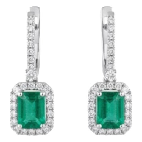 Natural 1.90cts Emerald & 0.72cts Diamond Earring in 14k White Gold For Sale