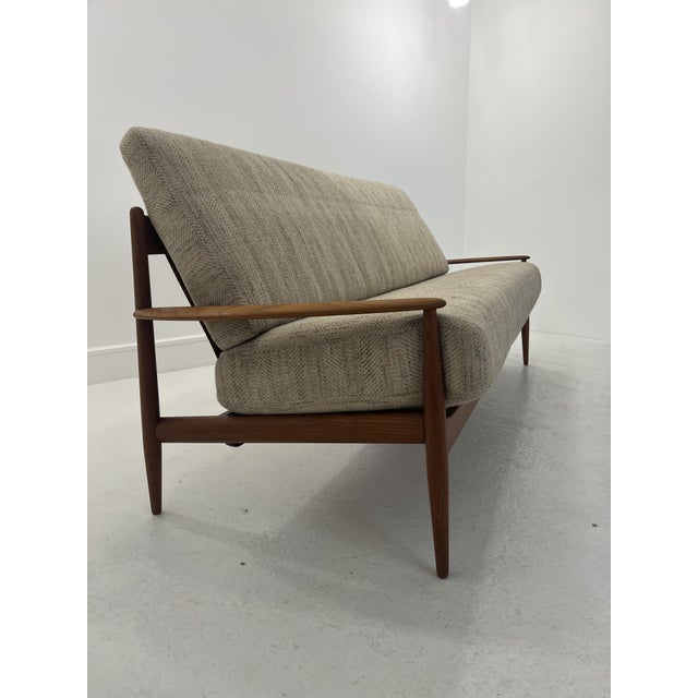 1950s FD 118 Teak Sofa by Grete Jalk for France & Daverkosen, 1950s For Sale - Image 5 of 14