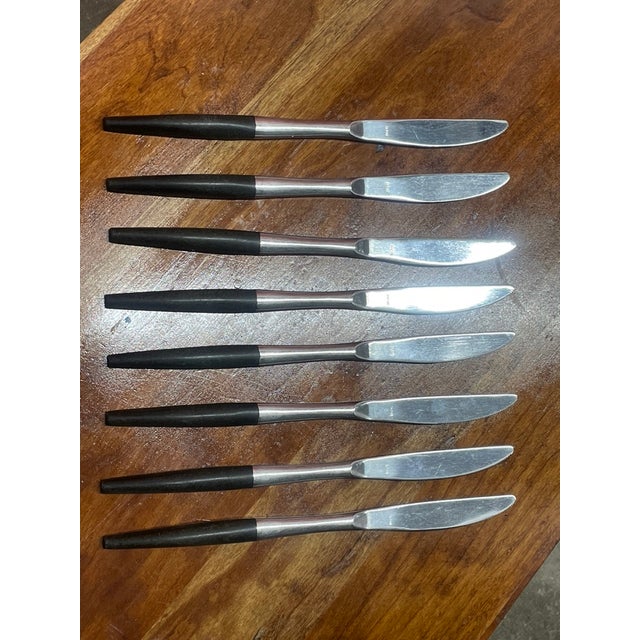 Mid-Century Modern Vintage Interpur Canoe Muffin / Inr2 Knives & Serving Pieces (10-Piece Lot) For Sale - Image 3 of 4