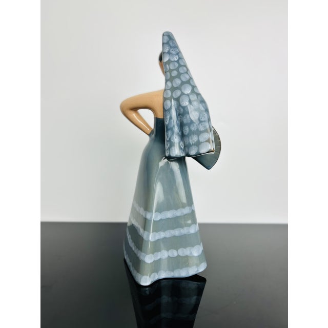 Spanish Flamenco Dancer Ceramic Figurine with Fan from KERA, Czechoslovakia, 1960s For Sale - Image 4 of 6