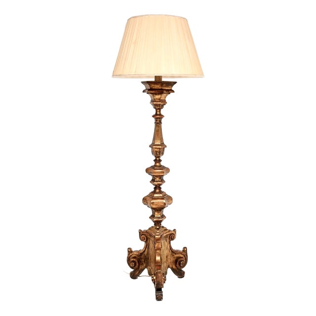 Antique Italian Renaissance Style Gilt Wood Floor Lamp, 1920 For Sale
