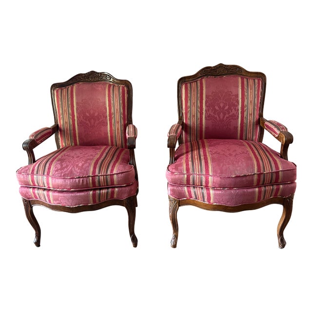 1980s Pair of Louis XV Bergére Upholstered Accent Chairs For Sale