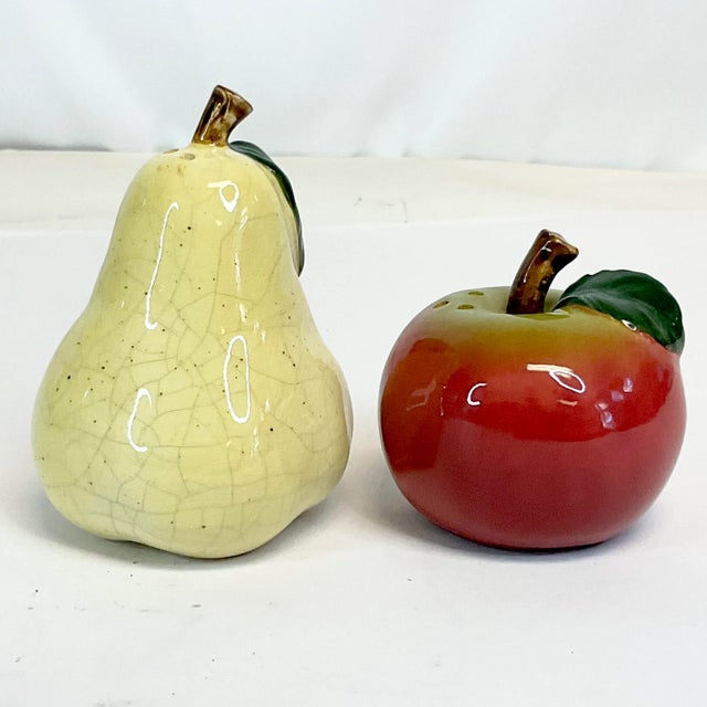 1980s Vintage Portuguese Arts & Crafts Majolica Pear & Apple Salt and Pepper Shakers - Thanksgiving For Sale - Image 4 of 8