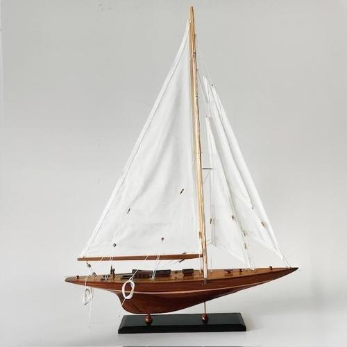 Vintage Endeavour Sailboat Model in Wood For Sale - Image 6 of 12