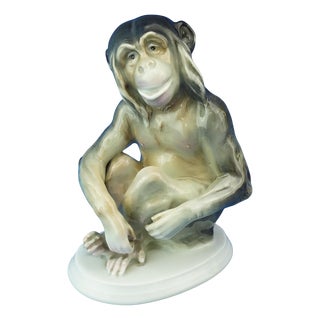 19th Century Porcelain Chimpanzee or Monkey Sculpture from Ernst Bohne & Sohne, Germany For Sale