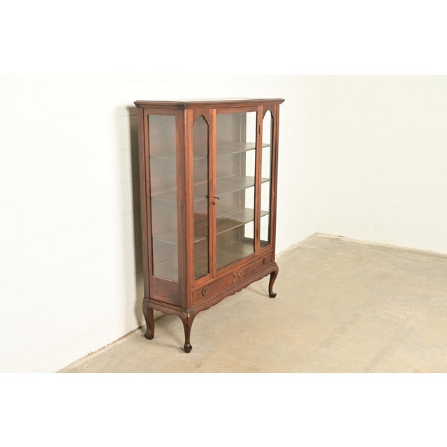 Berkey & Gay Berkey & Gay Style Antique Queen Anne Carved Mahogany Bookcase or Bar Cabinet, Circa 1920s For Sale - Image 4 of 15