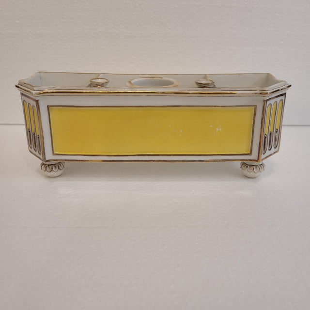 Yellow and Gold Writing Set in Porcelain, 1800s For Sale - Image 13 of 18