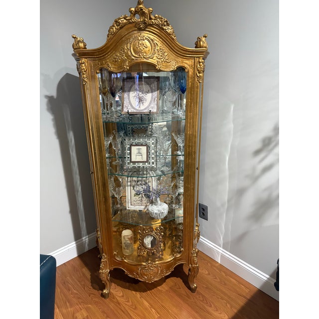 Rococo French Rococo-Style Gold Gilt Curio Cabinet For Sale - Image 3 of 6