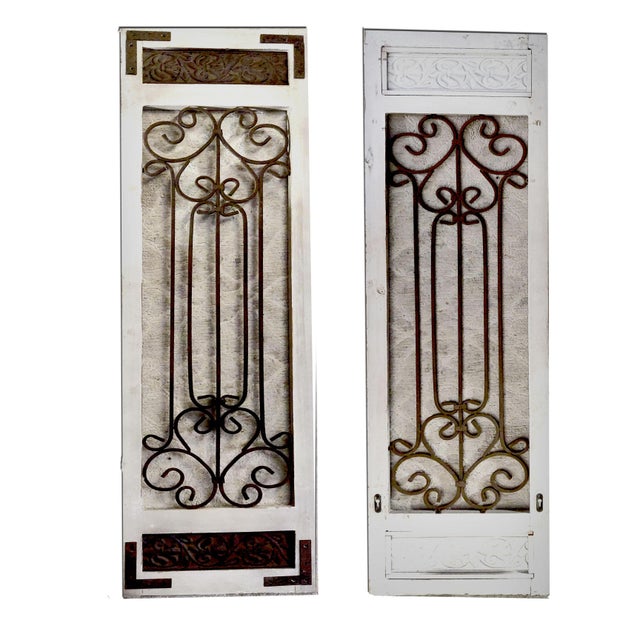 Antique Farmhouse Wood Framed Scrolling Metal Decorative Open Screen