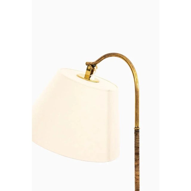 Model 9609 Floor Lamp by Paavo Tynell attributed to Taito Oy, 1940s For Sale - Image 4 of 8