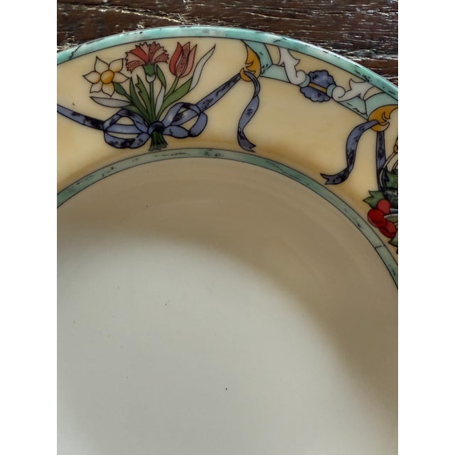 Cream 1990s Villeroy Boch Castellina 9 Inch Rimmed Soup Pasta Bowls Citta Campagna - Set of 7 For Sale - Image 8 of 10