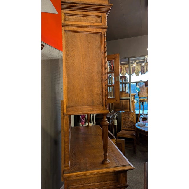 Late 19th Century French Oak Hunt Cabinet For Sale - Image 5 of 12