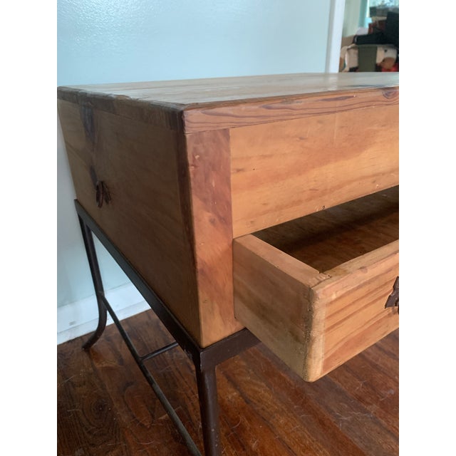 1980s Vintage Mexican Rustic Pine Side Table Nightstand Wrought Iron Base Brutalist For Sale - Image 5 of 11