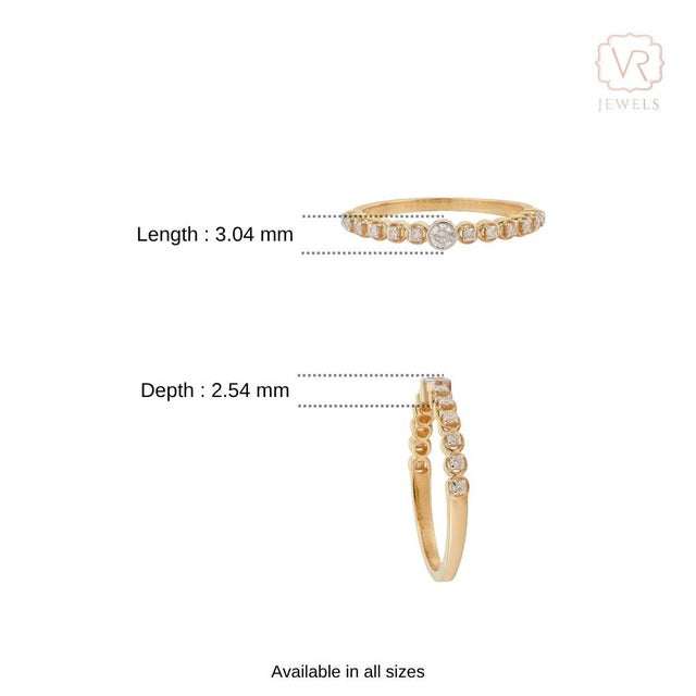 Bezel Set Center Diamond Anniversary Band in 14k Yellow Gold Size 4 For Sale - Image 11 of 17