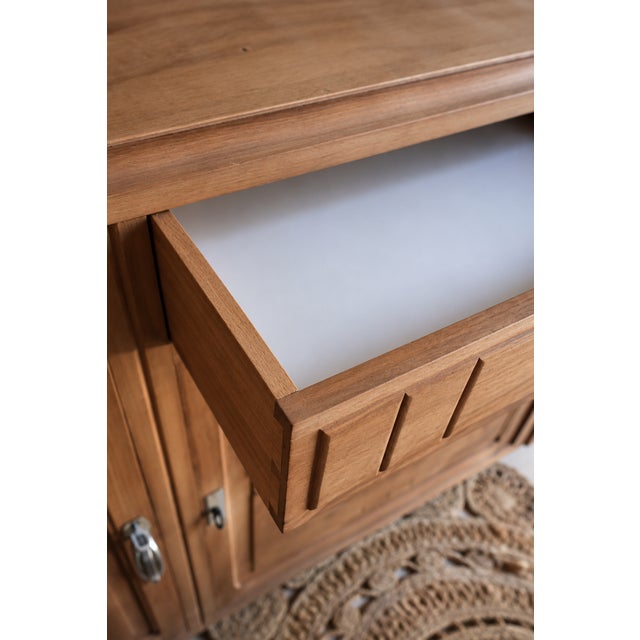 1930s Large Art Deco Walnut Buffet, 1930s For Sale - Image 5 of 10