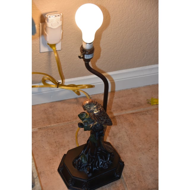 Brown Vintage Parrot Parakeet Bird Perched on Tree Stump Faux Bronze Table Lamp For Sale - Image 8 of 11