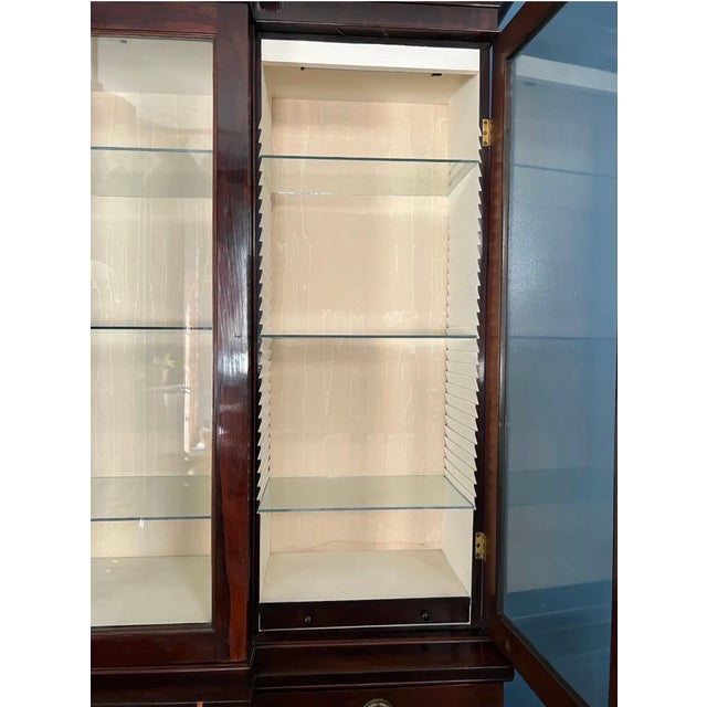 19th Century English Rosewood Breakfront Bookcase With Hidden Drawers For Sale In Richmond - Image 6 of 11