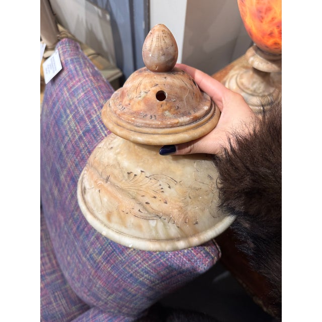 Vintage Italian Carved Alabaster Urn Lamp With Hand Etched Floral Design For Sale In Boston - Image 6 of 9