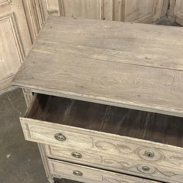 18th Century Liègeois Louis XVI Period Stripped Oak Commode For Sale - Image 17 of 18