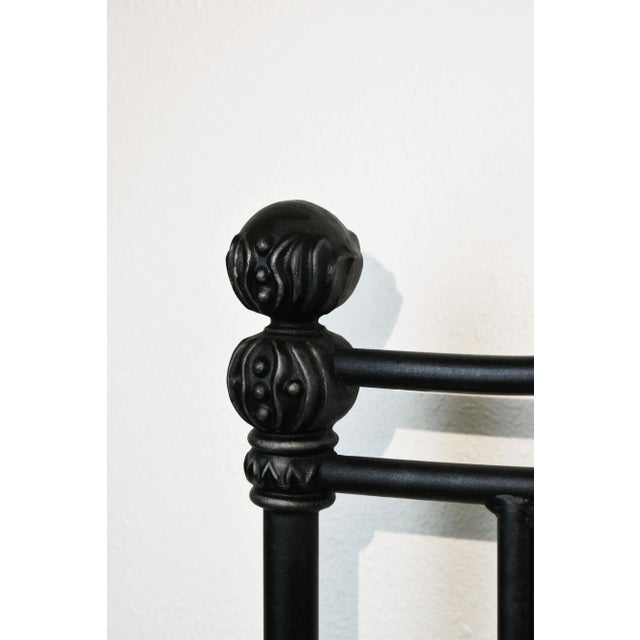 Black 1990s Vintage Wrought Iron Full Panel Headboard Footboard W/Side Railings Matte Black Low Framed (6 Pcs) For Sale - Image 8 of 10