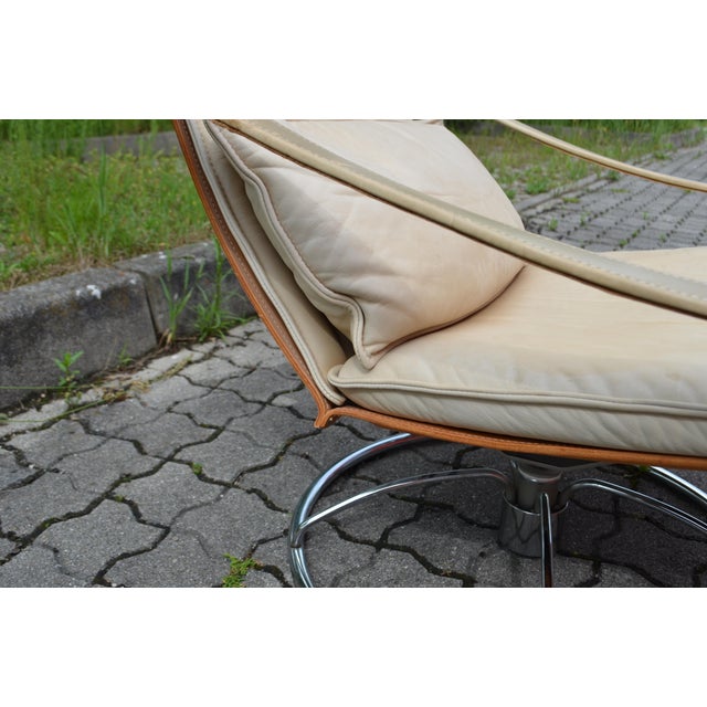 Beige Leather Swivel Lounge Chair in Cognac and Ecru by Ake Fribytter for NELO, Sweden, 1970s For Sale - Image 8 of 18