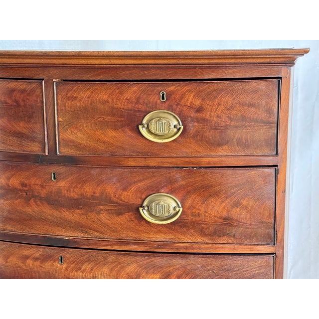 English Early 19th Century George III English Bow Front Mahogany Chest on Stand For Sale - Image 3 of 18