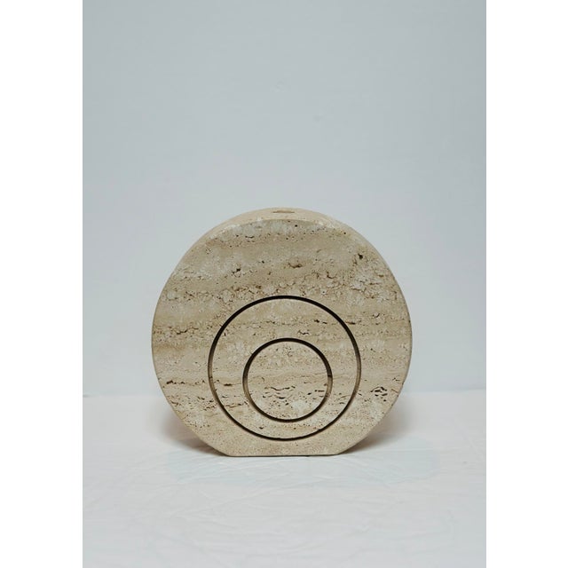 Mid-Century Modern 1970s F.lli Fratelli Mannelli Italian Rapolano Travertine Round Vase For Sale - Image 3 of 9