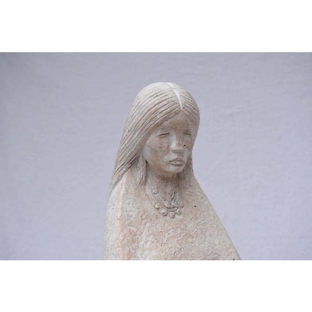 Antique White 1980s Austin Productions Native American Woman & Child For Sale - Image 8 of 12
