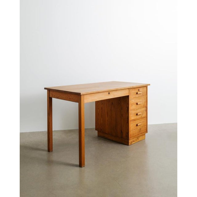 Swedish Wooden Värmdö Pine Desk by Axel Einar Hjorth for Nordiska Kompaniet, 1930s For Sale - Image 3 of 8