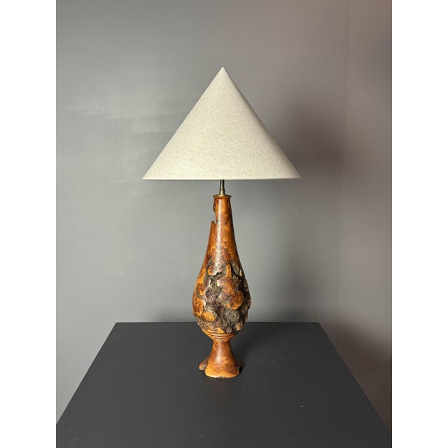 Mid-Century Brutalist Sculptural Table Lamp in Burl Wood, France, 1960s For Sale - Image 6 of 14