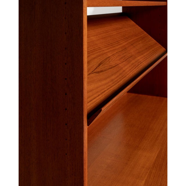 Teak Bookcase by Bertil Fridhagen for Bodafors, 1950s For Sale - Image 6 of 8