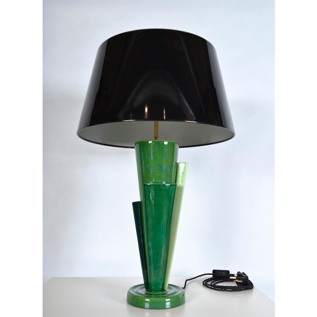 An impressively large postmodern 1980s green ceramic glazed table lamp by François Châtain design studio. Very postmodern...