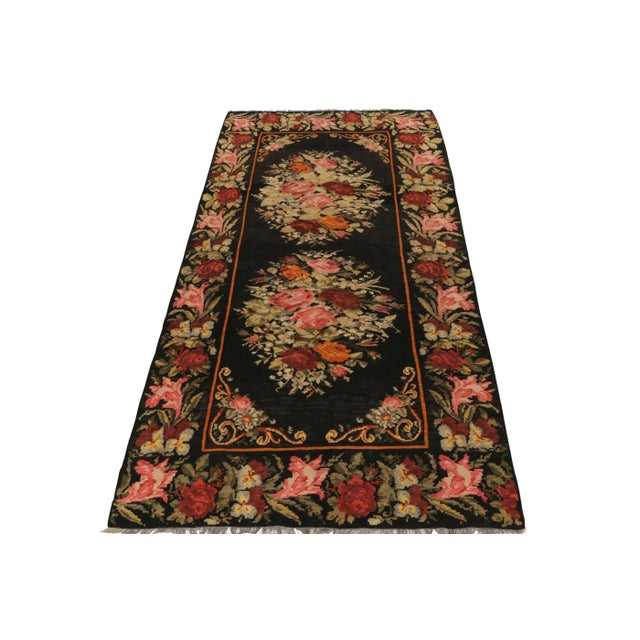 Traditional Vintage Bessarabian-Design Turkish Red and Pink Wool Kilim Rug For Sale - Image 3 of 6