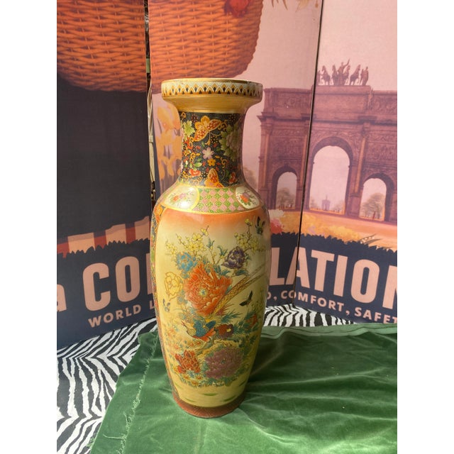 Chinoiserie 1970s Large Satsuma Style Vase For Sale - Image 3 of 8
