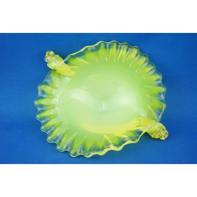 Murano Glass Shell Bowl attributed to Barovier & Toso, Italy, 1940s For Sale - Image 4 of 18
