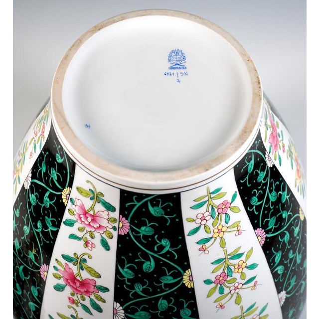 Large Porcelain Urn Vase with Siang Noir Decoration by Herend Hungary For Sale - Image 6 of 7