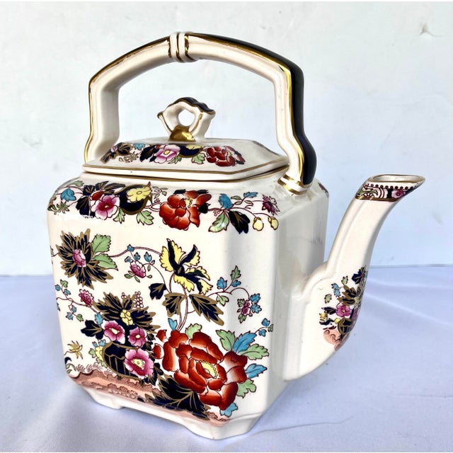 Created in England around 1930. This is a vintage Mason's Mandarin pattern ironstone teapot. It features a distinctive...