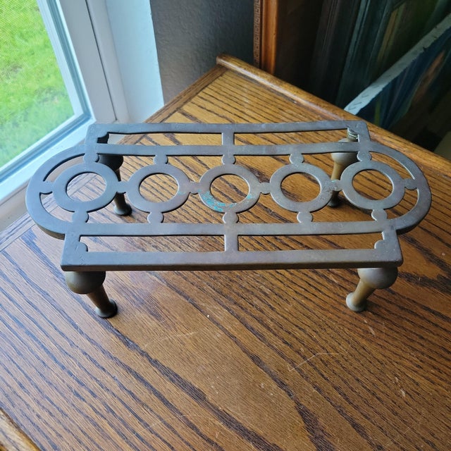 Art Deco Antique Footman 1910 Solid Brass Kettle Stand Trivet English Plant Pot Riser William Tonks & Sons Stamped For Sale - Image 3 of 18