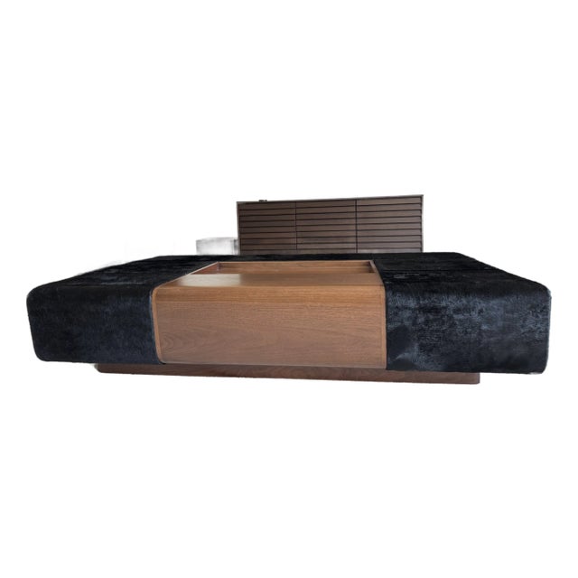 Custom Holly Hunt “Oasis” Cocktail Ottoman in Walnut & Black Hair on Hide Leather For Sale