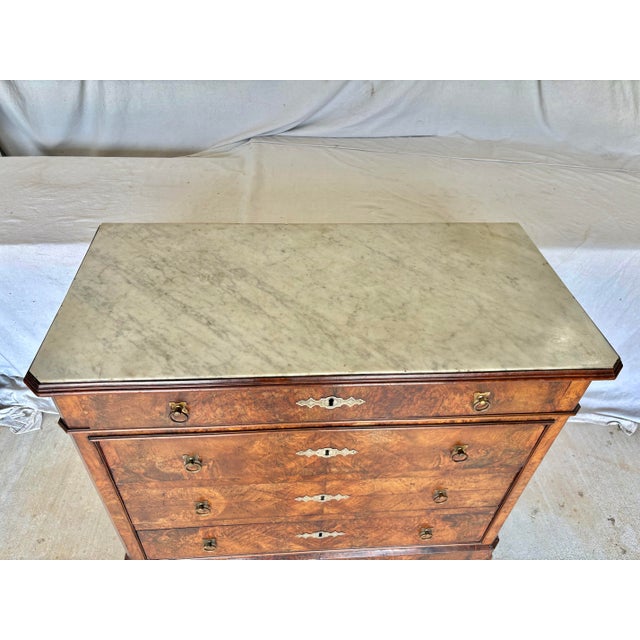 Wood Late 19th Century French Louis Philippe Burled Walnut and Marble Top Chest of Drawers Commode For Sale - Image 7 of 12